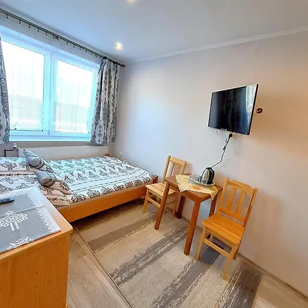 U Krystyny Πανσιόν Ζακοπάνε