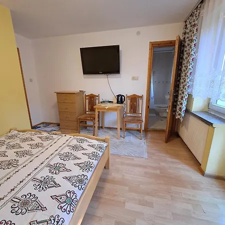 U Krystyny Πανσιόν