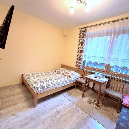 Πανσιόν U Krystyny *